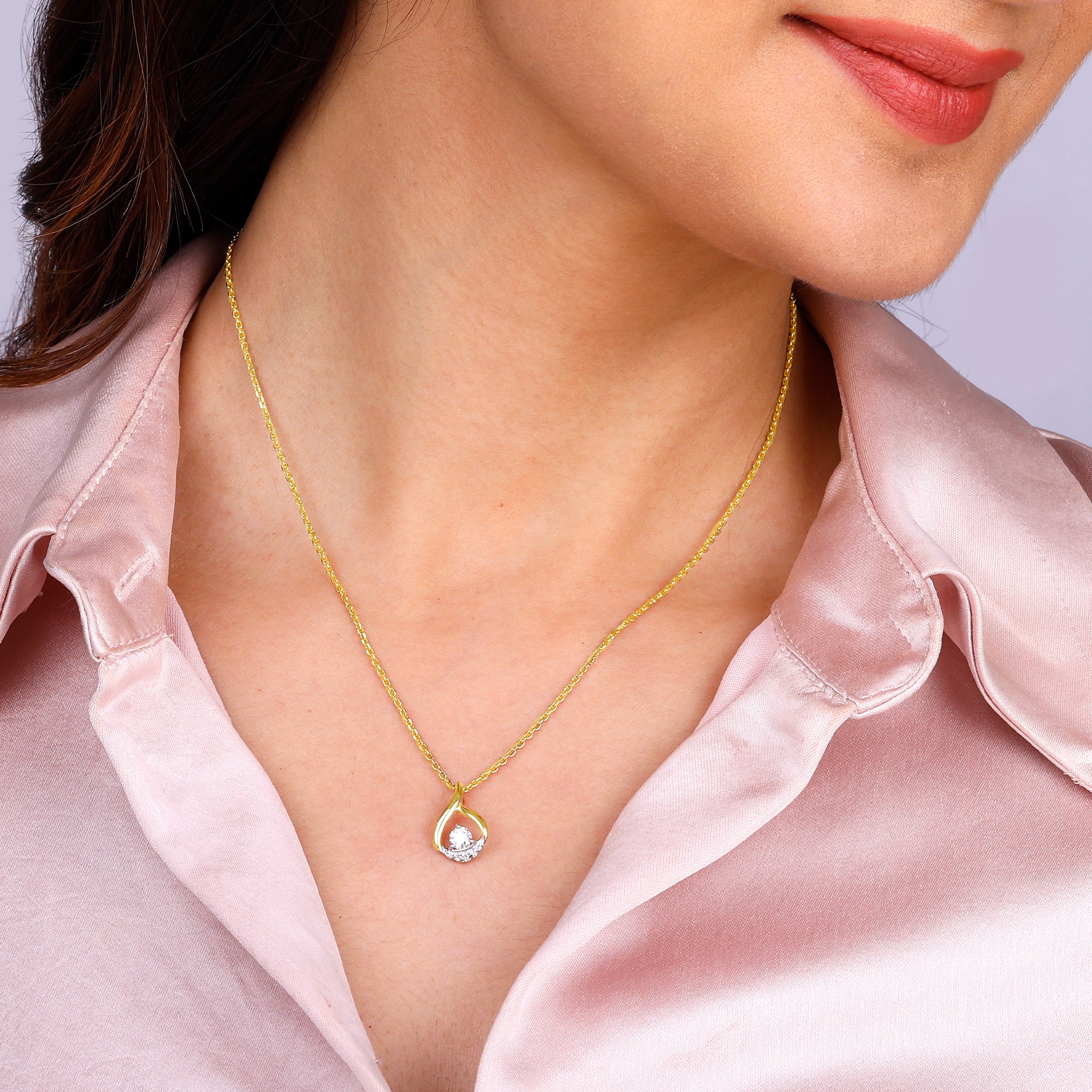Gold Charming Dew Drops Diamond Pendant - Image 3