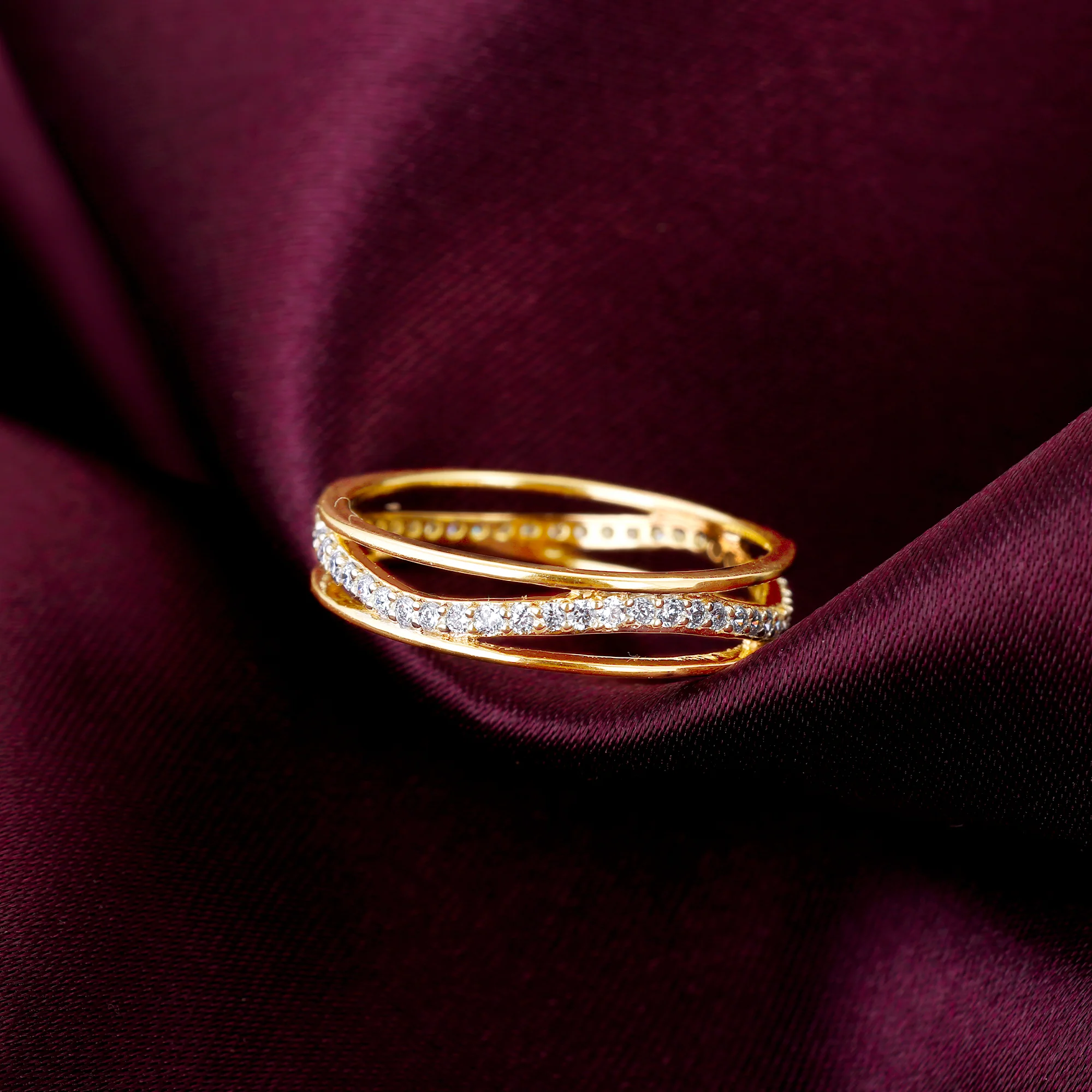 Gold Wavy Elegance Diamond Ring - Image 2