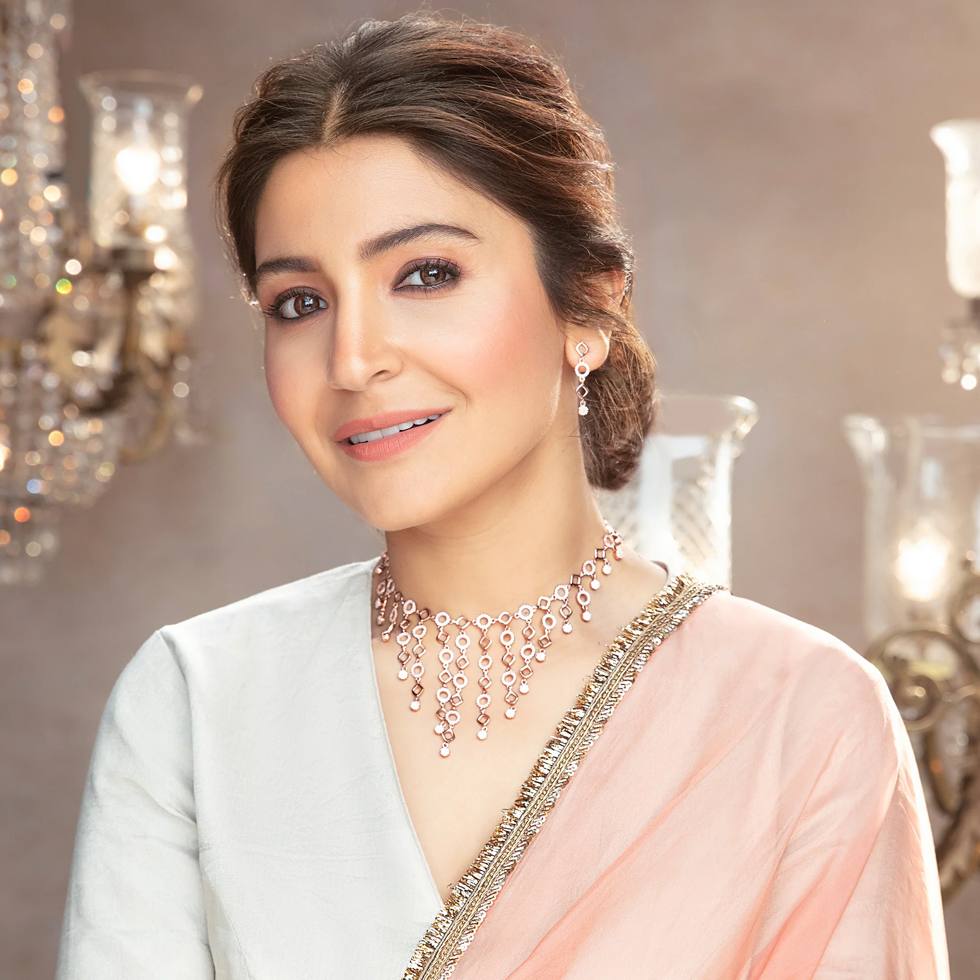 Anushka Sharma Rose Gold Queen Of Dreams Set - Image 3