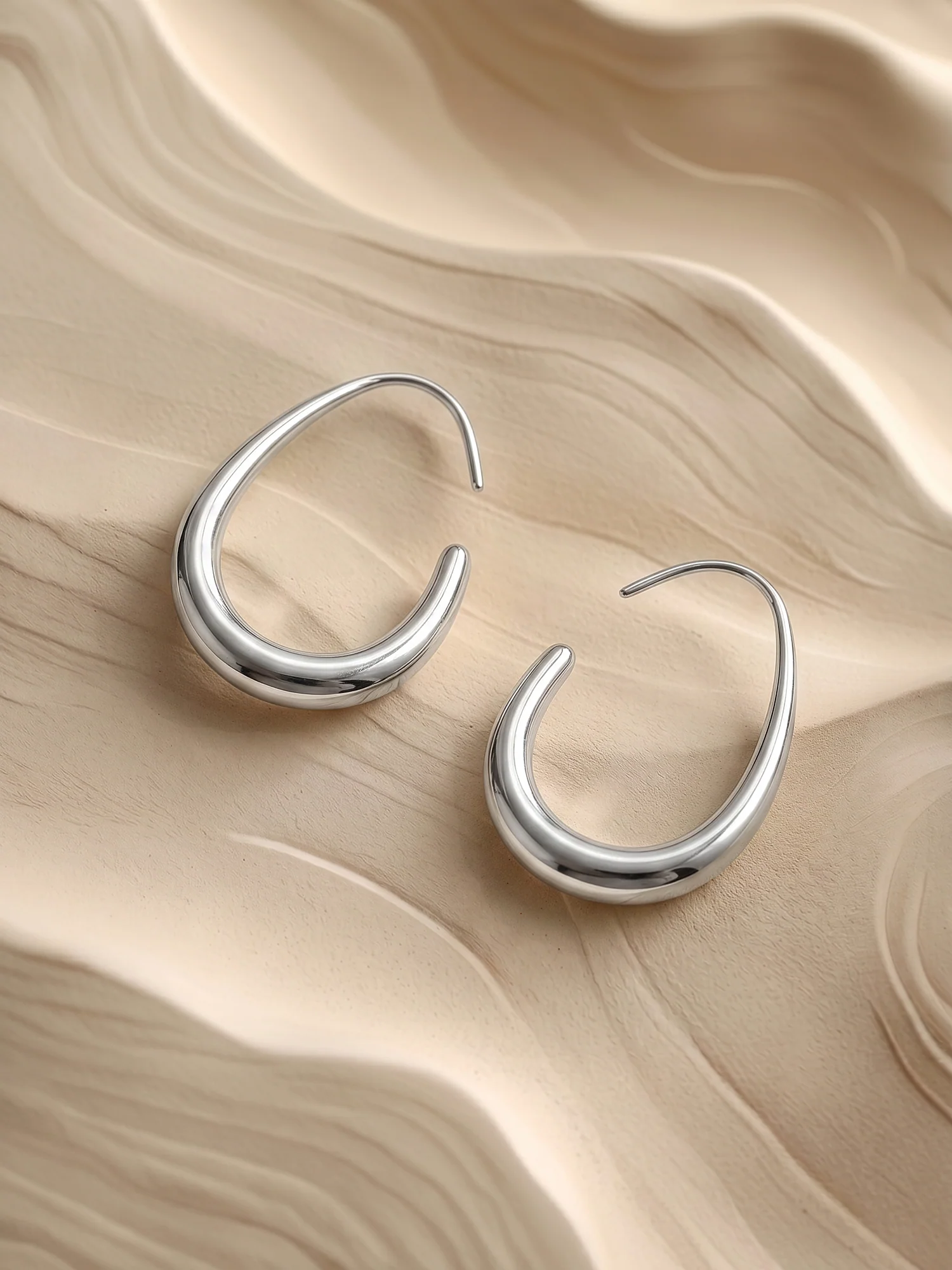 Bare Curve Rhodium Plated Earrings - Image 2