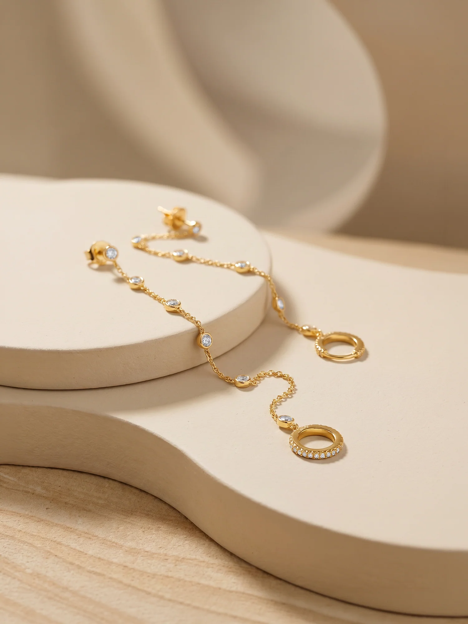 Chain Sway Gold Plated Earrings - Image 2