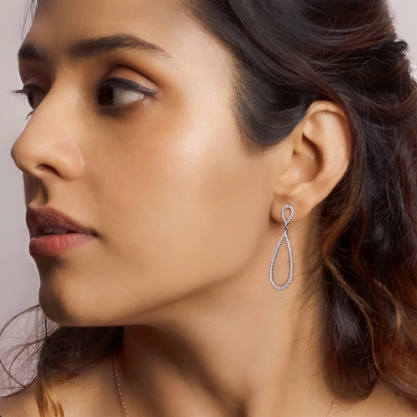 Modern Zircon Set - Image 4