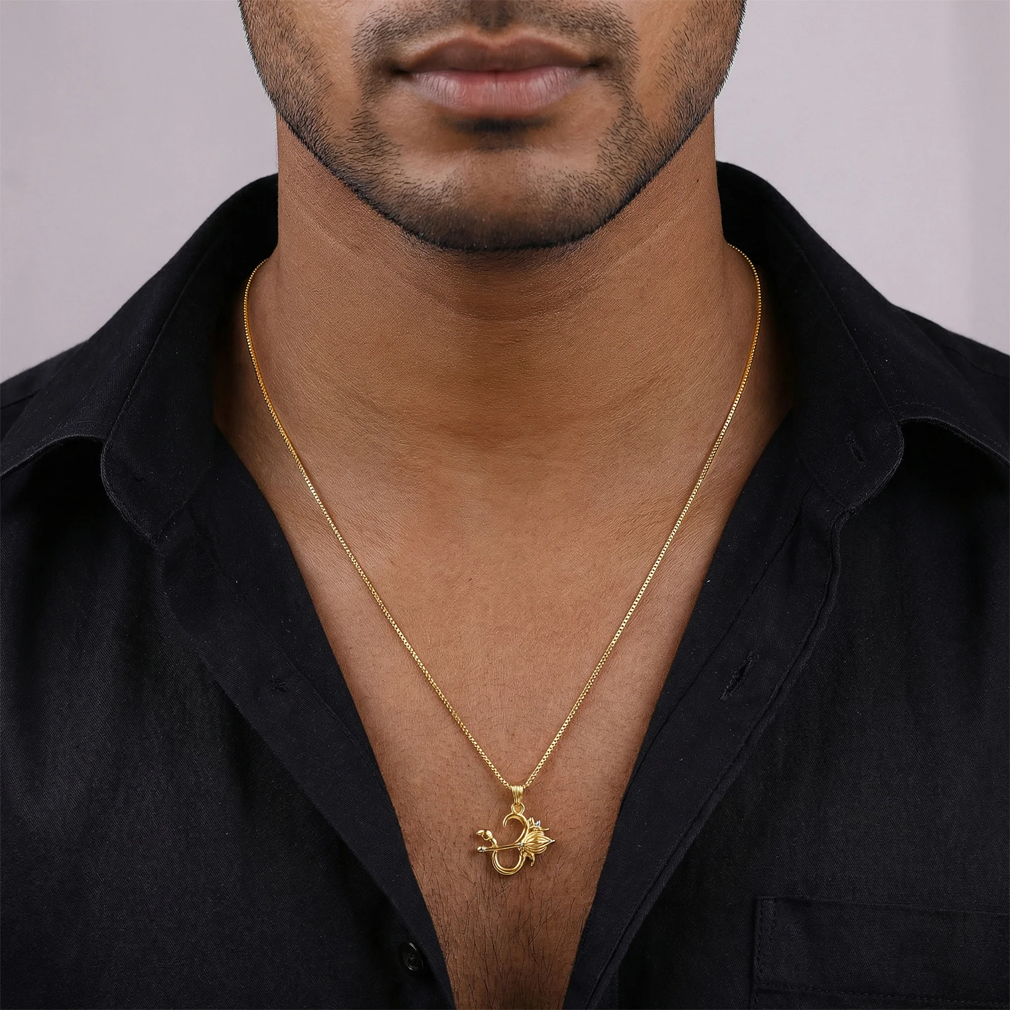 Dual Tone Om Gada Silver Pendant With Box Chain For Him - Image 3