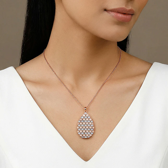 Dual Tone Oval Reef Silver Pendant With Link Chain - Image 3