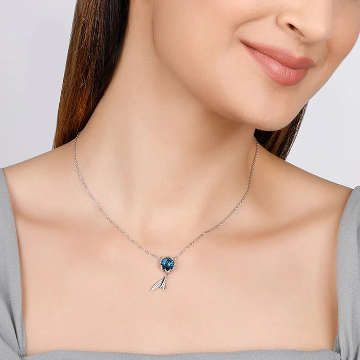 Silver Fin in Ocean Necklace - Image 3