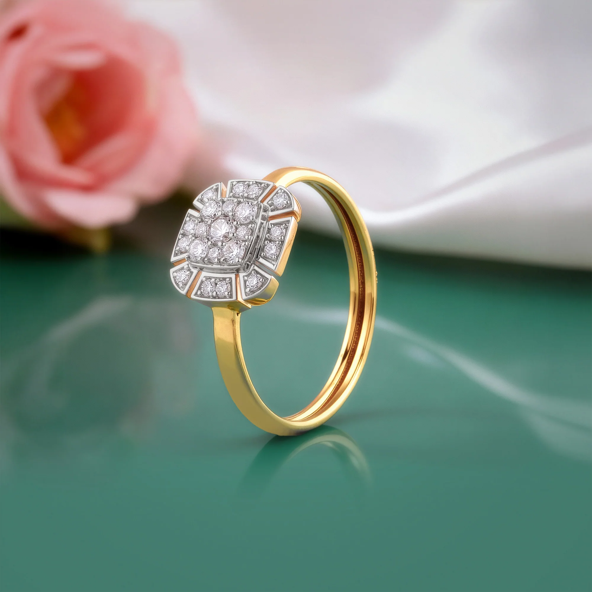Gold Aurelia Charm Lab Grown Diamond Ring - Image 2