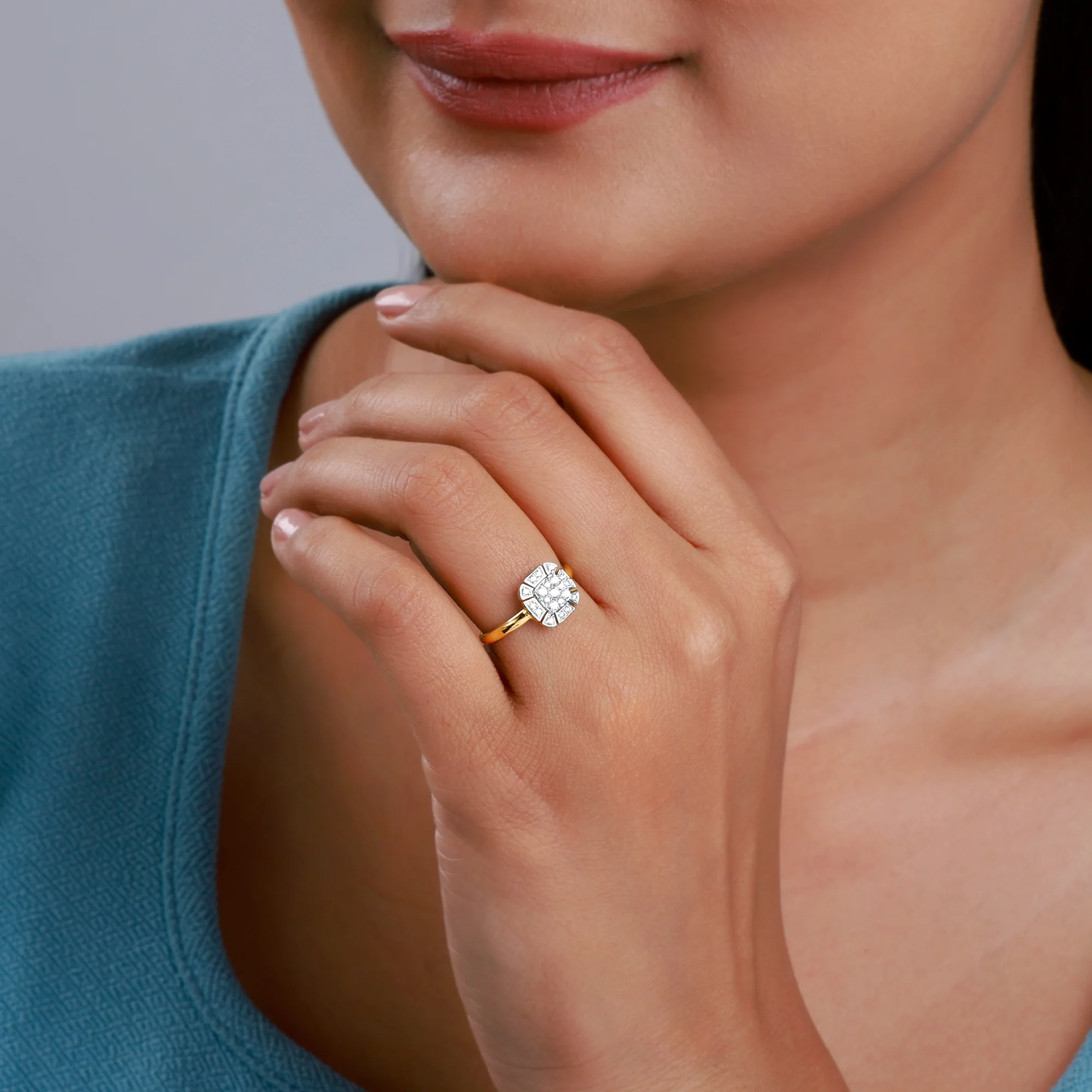 Gold Aurelia Charm Lab Grown Diamond Ring - Image 3