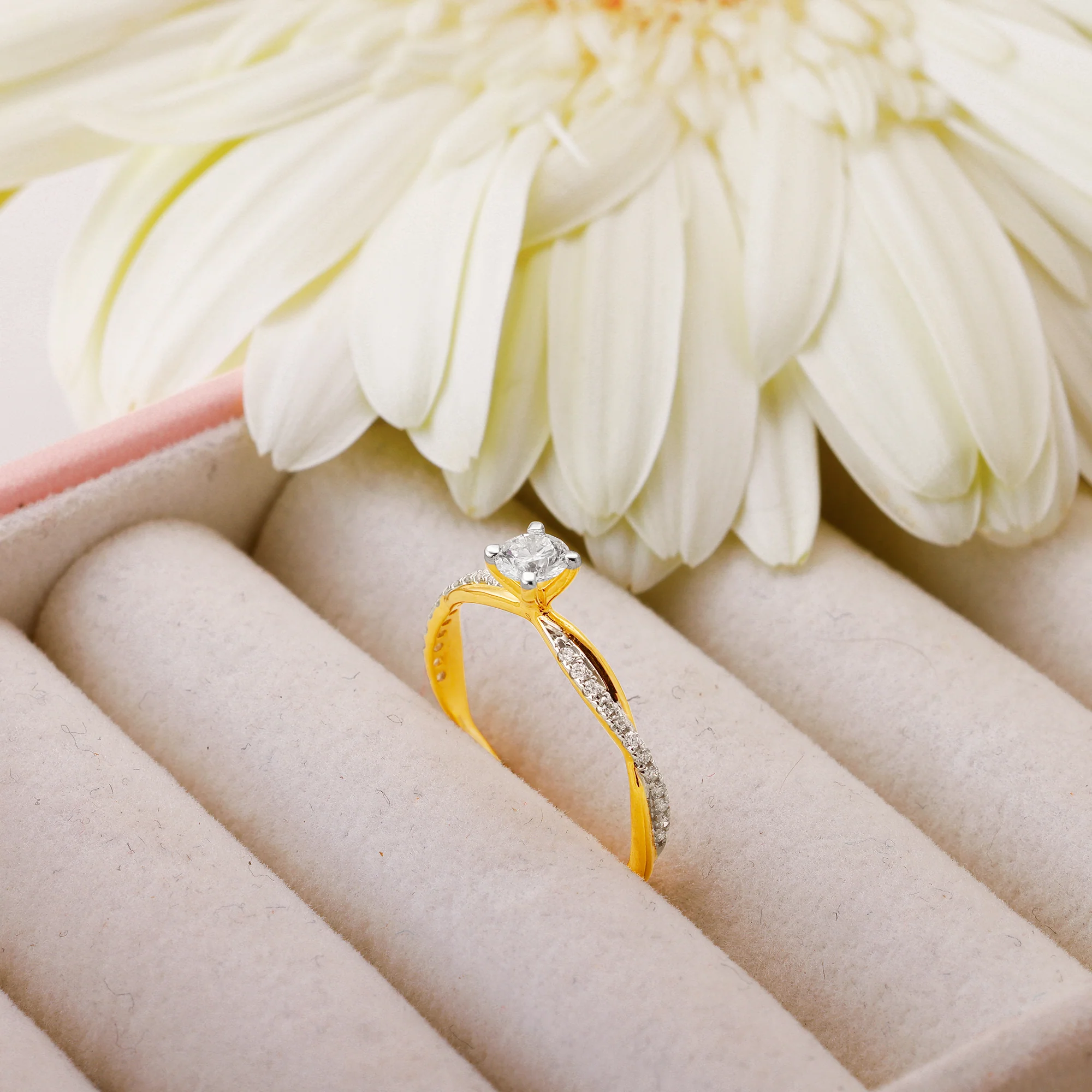 Gold Bold Beauty Diamond Ring - Image 2