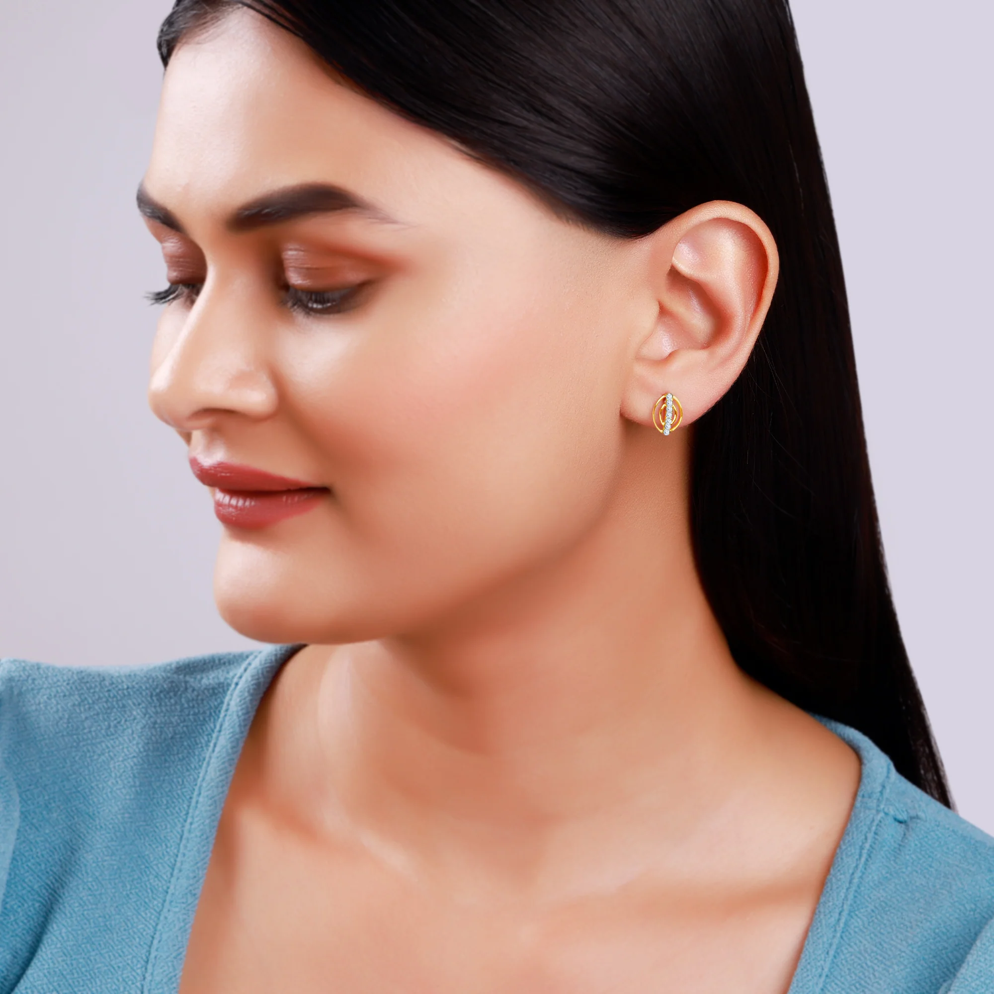 Gold Ellipse Glow Lab Grown Diamond Earrings - Image 3