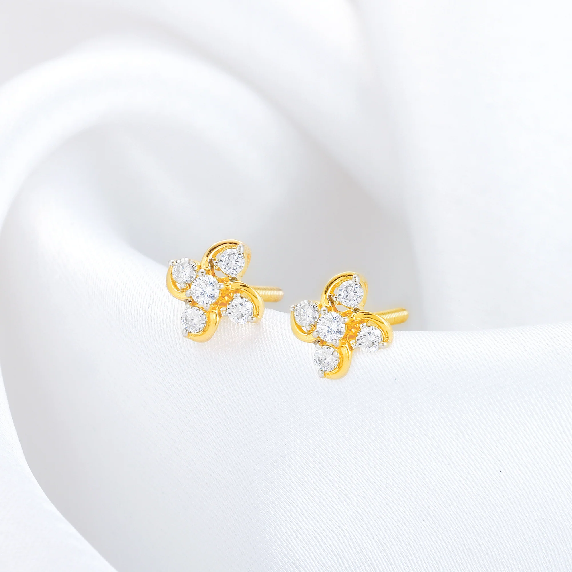 Gold Floral Dream Diamond Earrings - Image 2