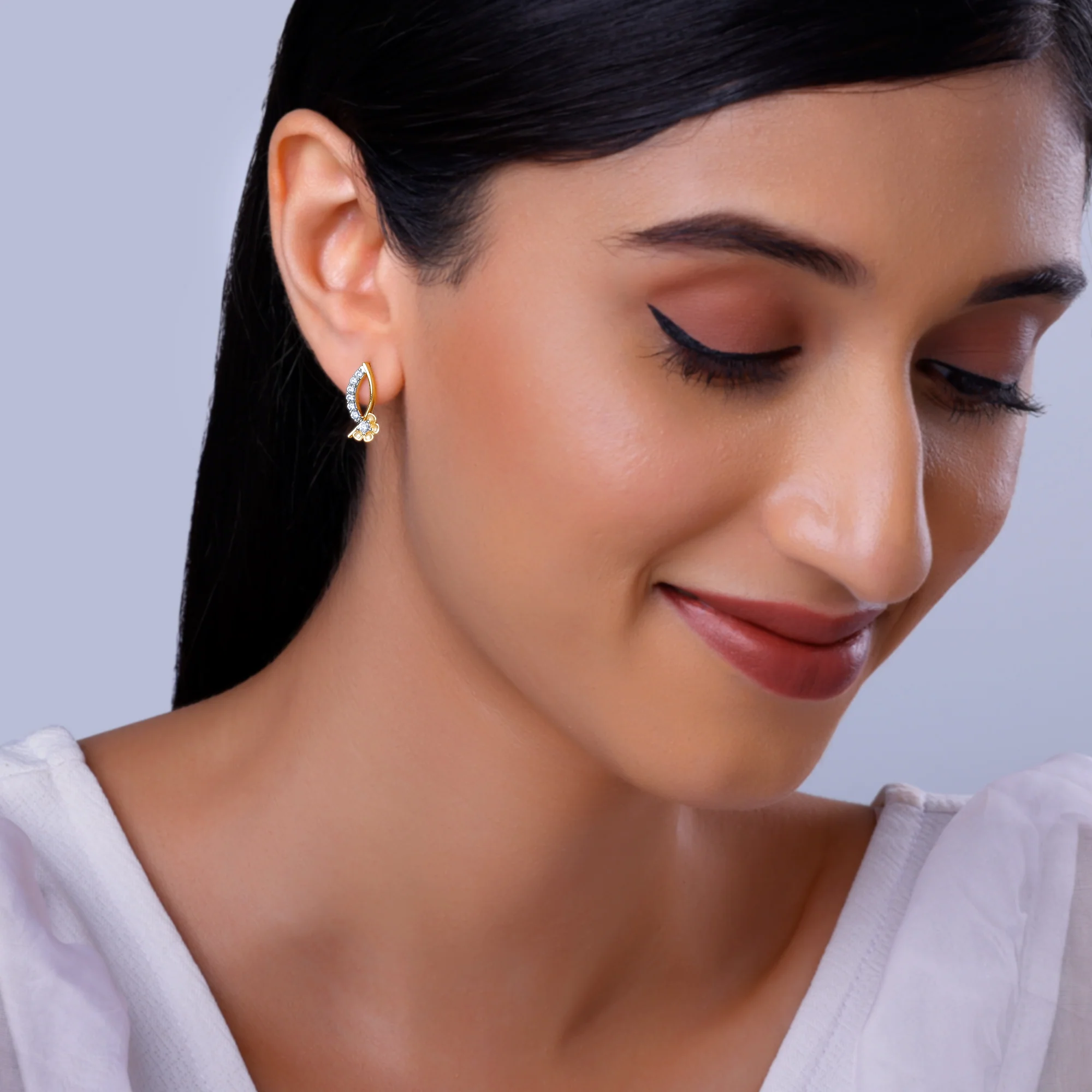 Gold Funky Florals Diamond Earrings - Image 3