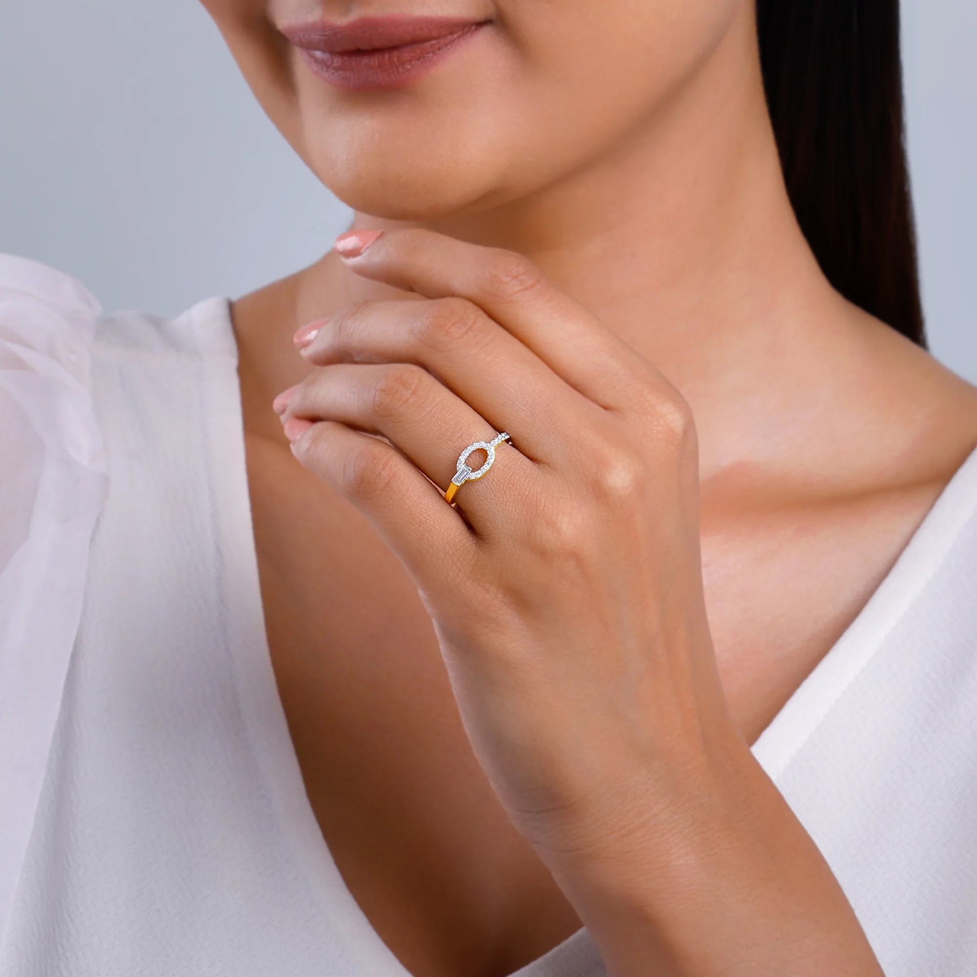 Gold Glamourous Cirque Lab Grown Diamond Ring - Image 3