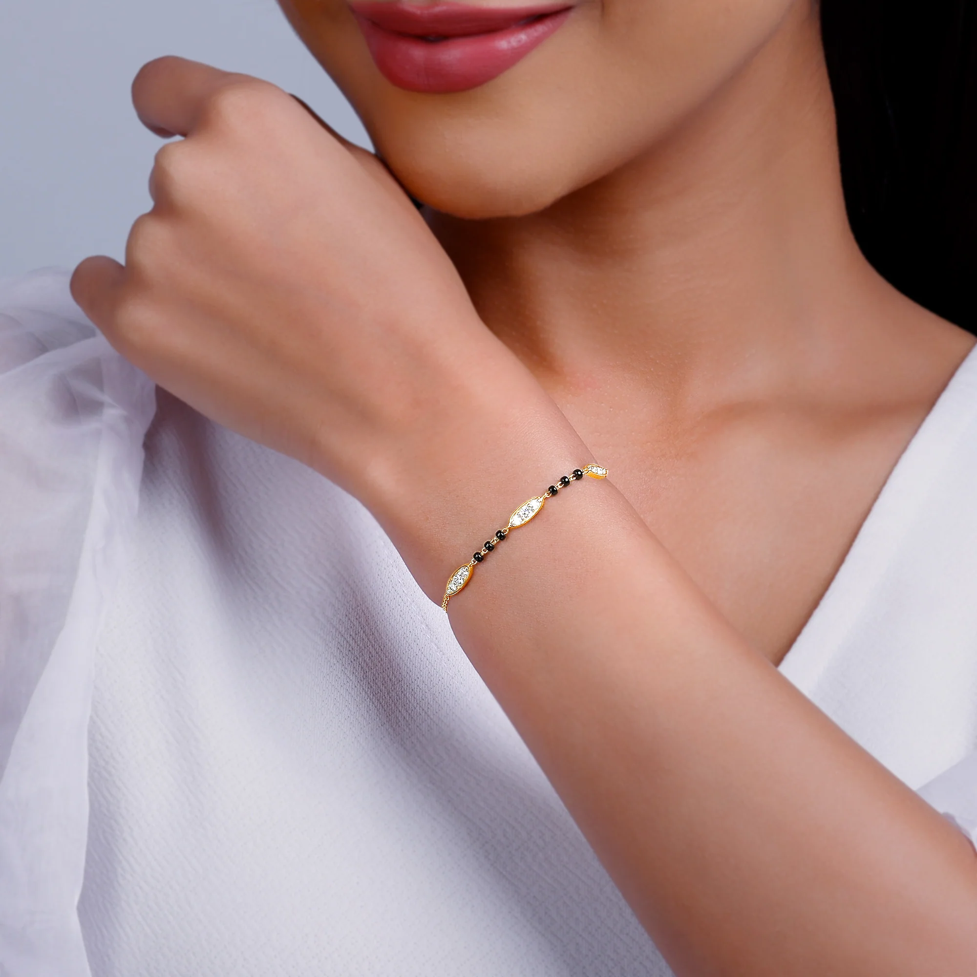 Gold Isha Diamond Mangalsutra Bracelet - Image 3