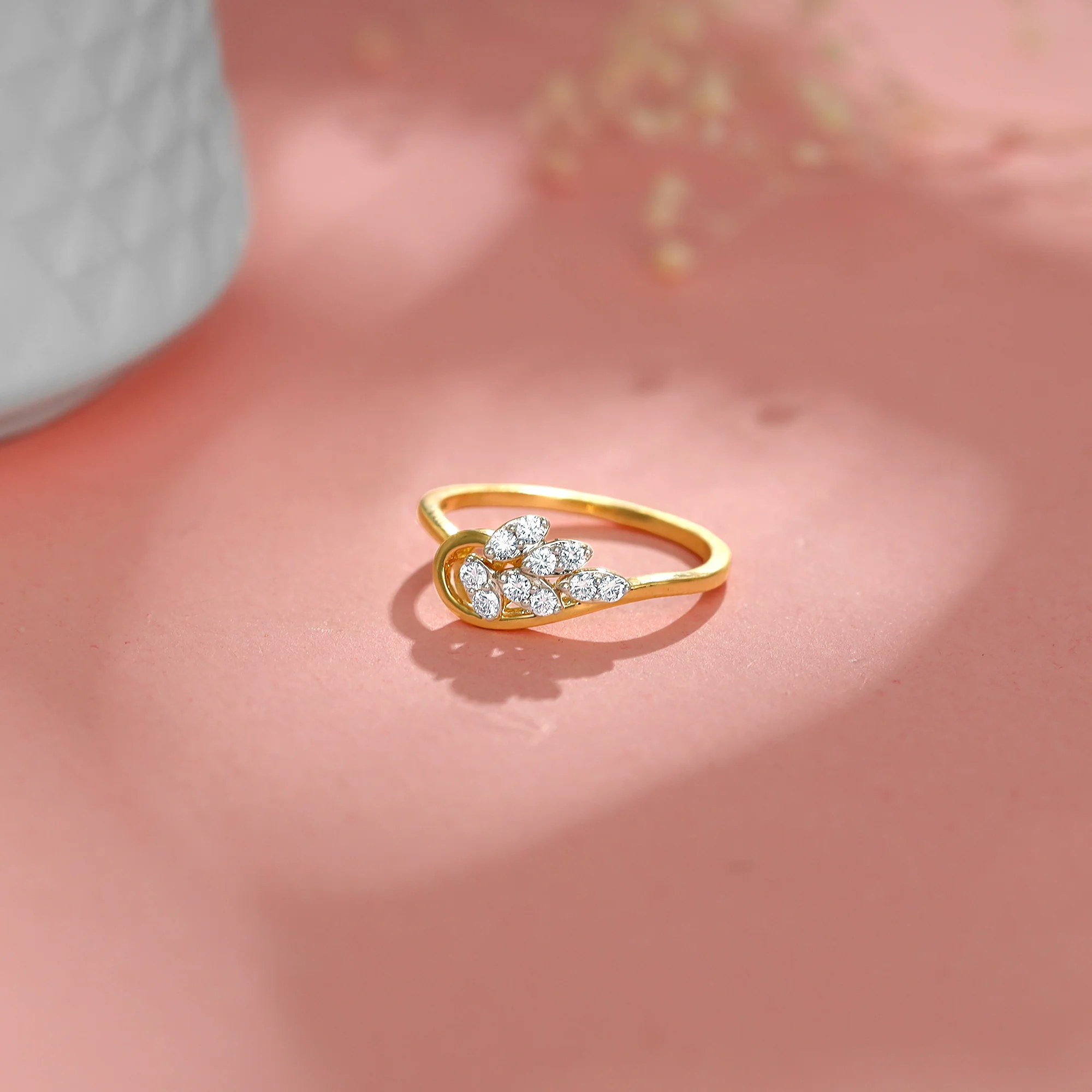 Gold Sparkling Leaf Diamond Ring - Image 2