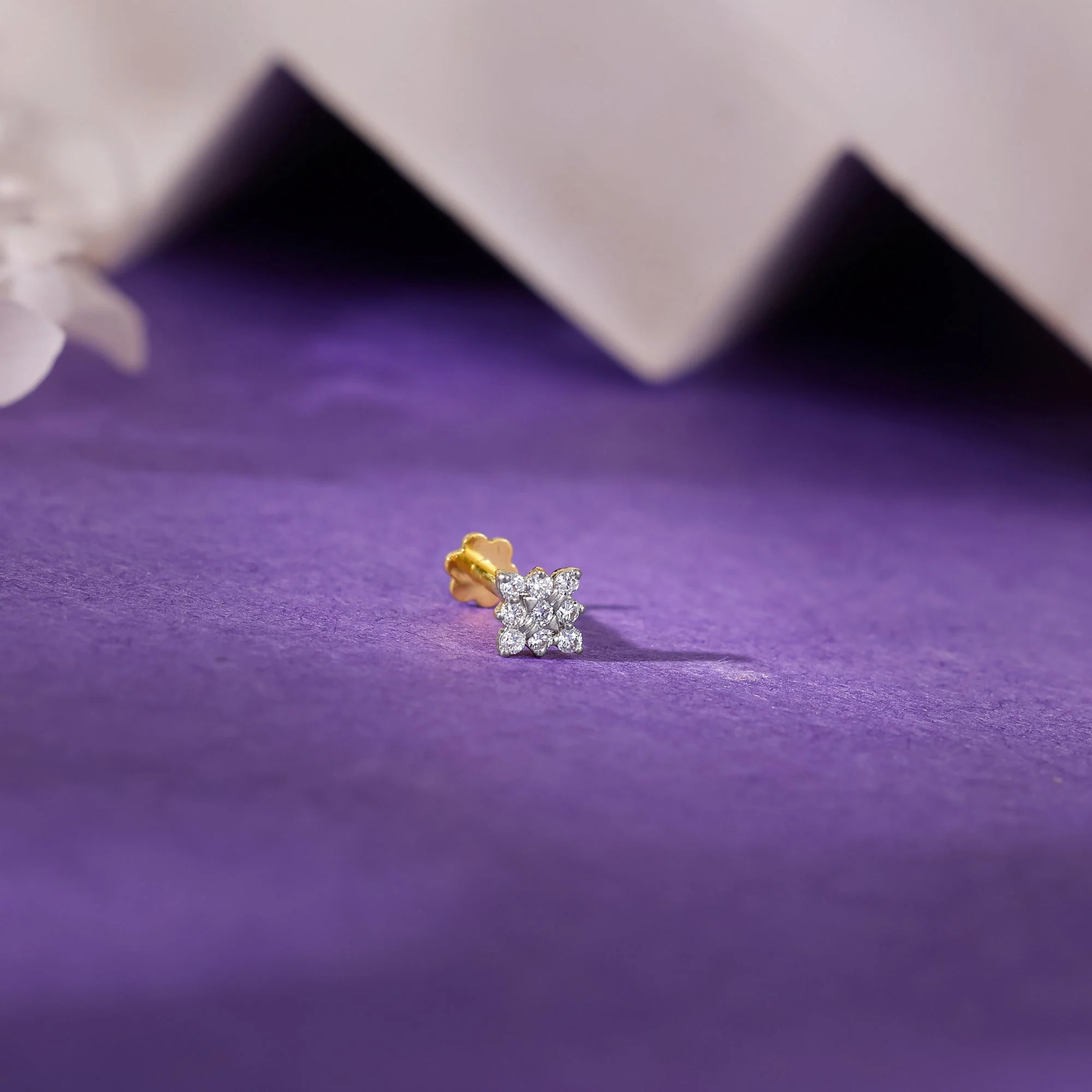 Gold Square Radiance Diamond Nose Pin - Image 2