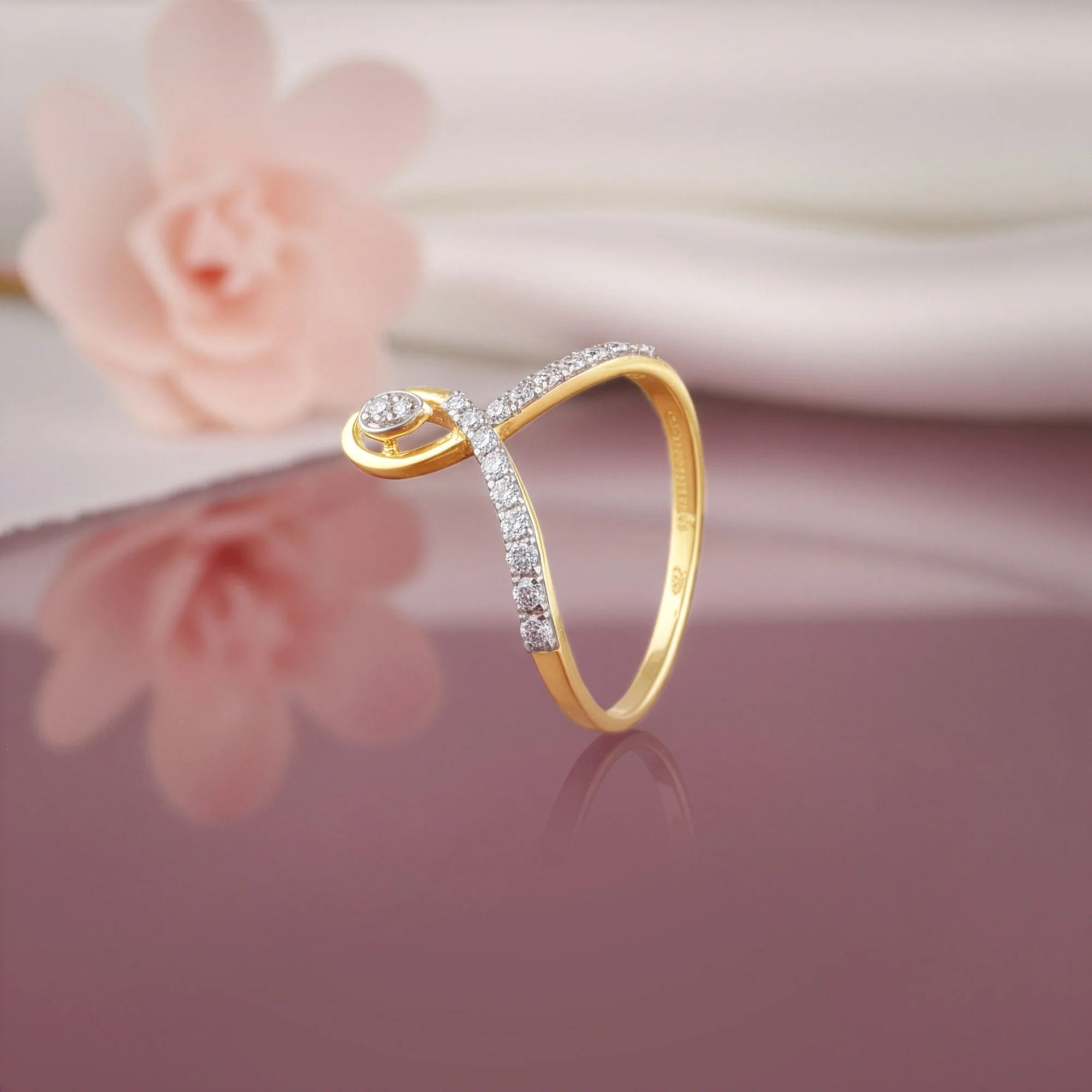 Gold Stylish Glow Lab Grown Diamond Ring - Image 2