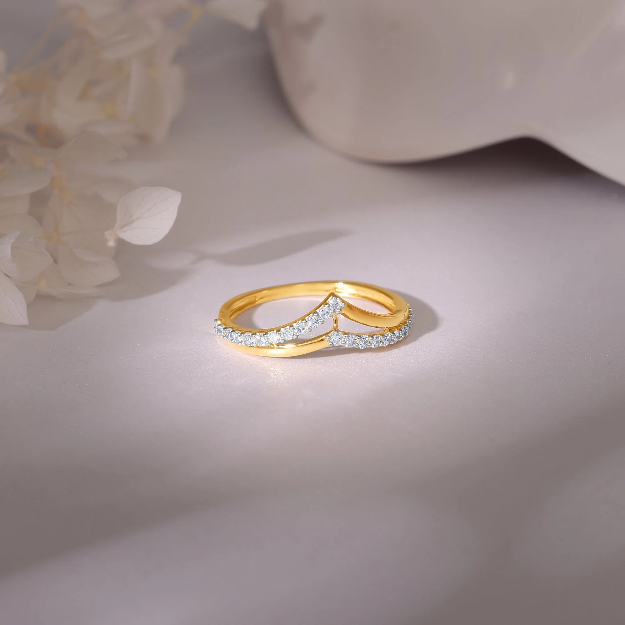 Gold Vividia Lab Grown Diamond Ring - Image 2