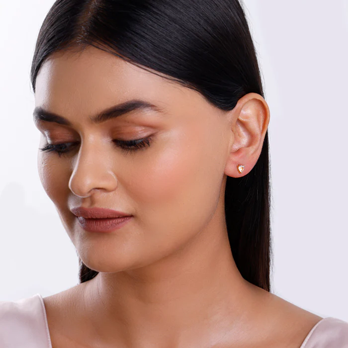 Golden Amara Ear Piercings - Image 3