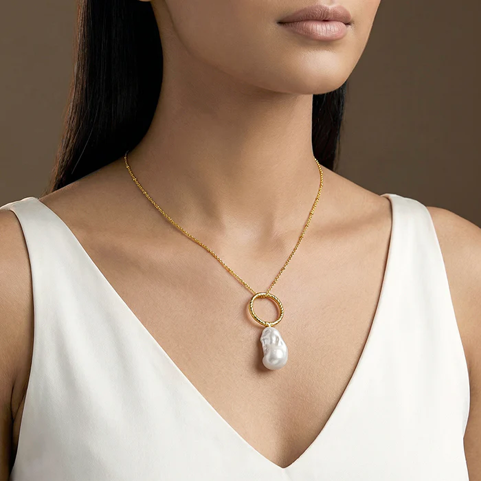 Golden Ava Pearl Pendant With Link Chain - Image 3