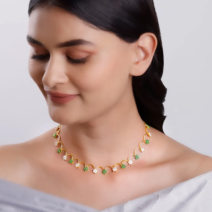 Golden Blake Necklace - Image 3