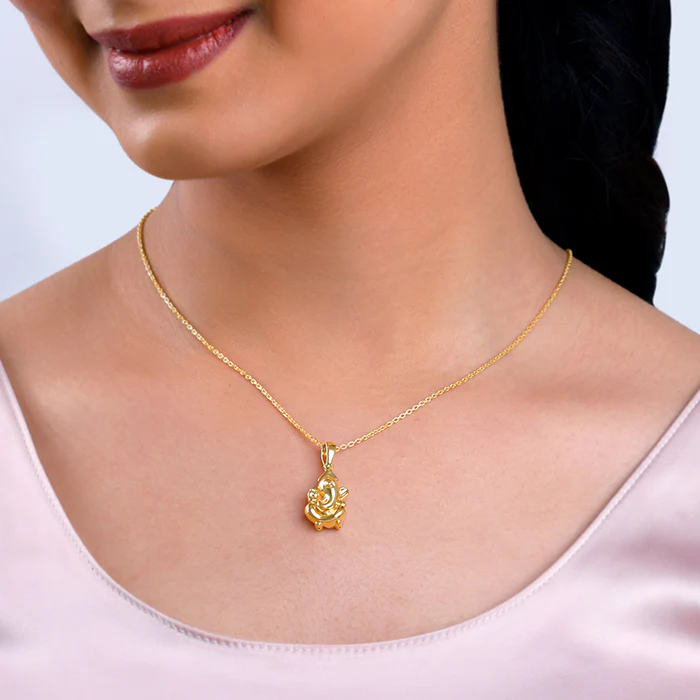 Golden Ganapati Pendant With Link Chain - Image 3