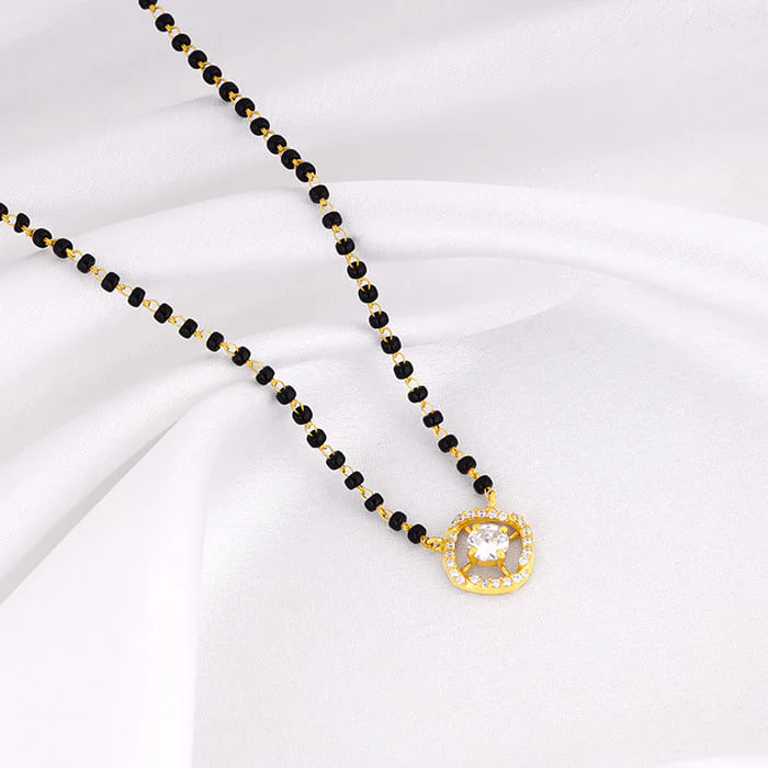 Golden Glitter It On Mangalsutra - Image 2