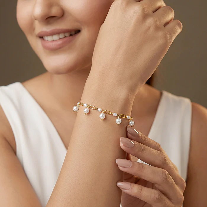 Golden Jessica Pearl Bracelet - Image 3