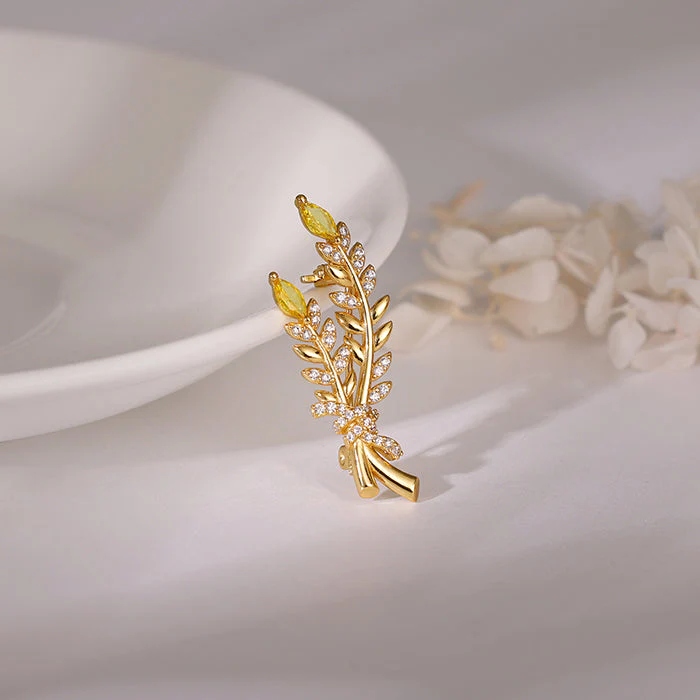 Golden Leafy Moment Brooch For Him - Image 2