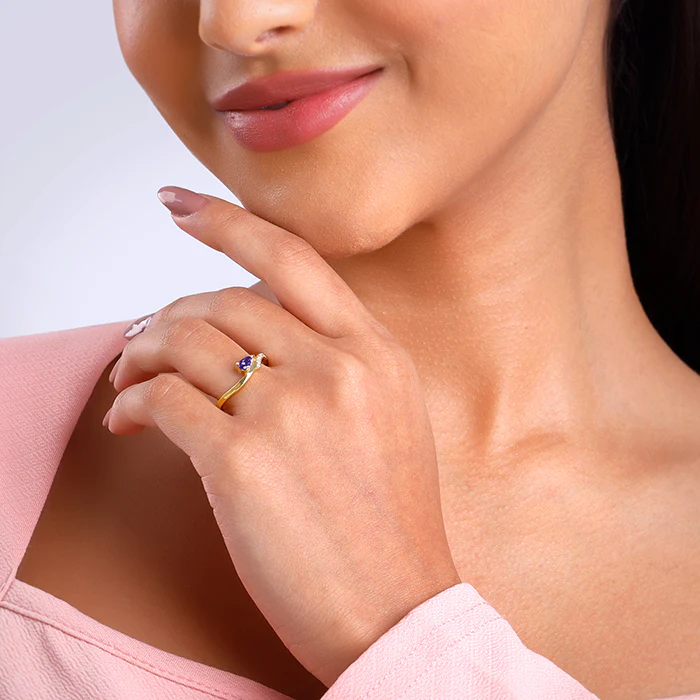 Golden Noorii Ring - Image 3