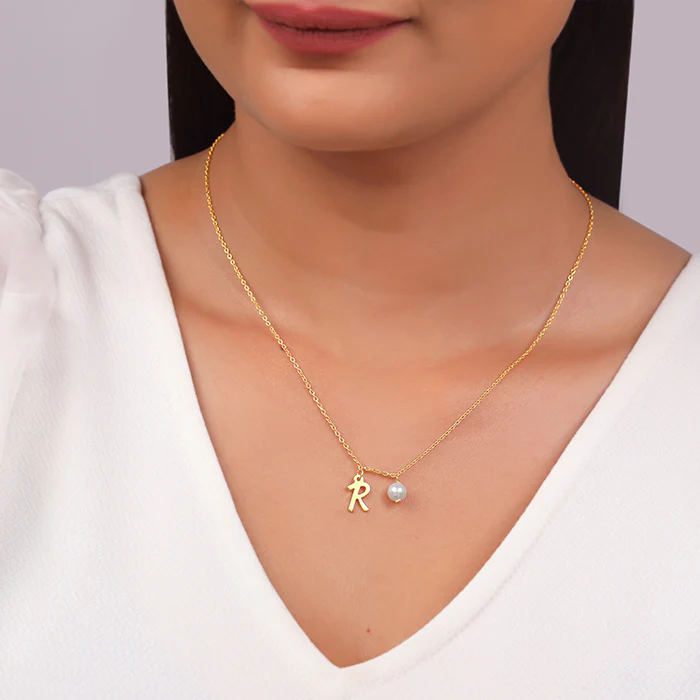 Golden Personalised Chic Necklace - Image 4