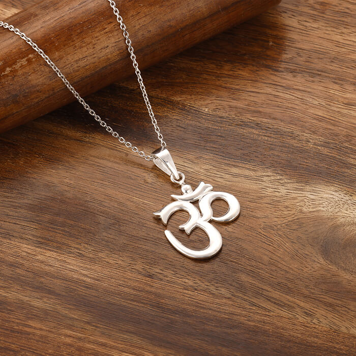 Silver Om Pendant with Link Chain - Image 2