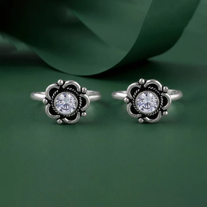 Oxidised Silver Aweegna Toe Rings - Image 2