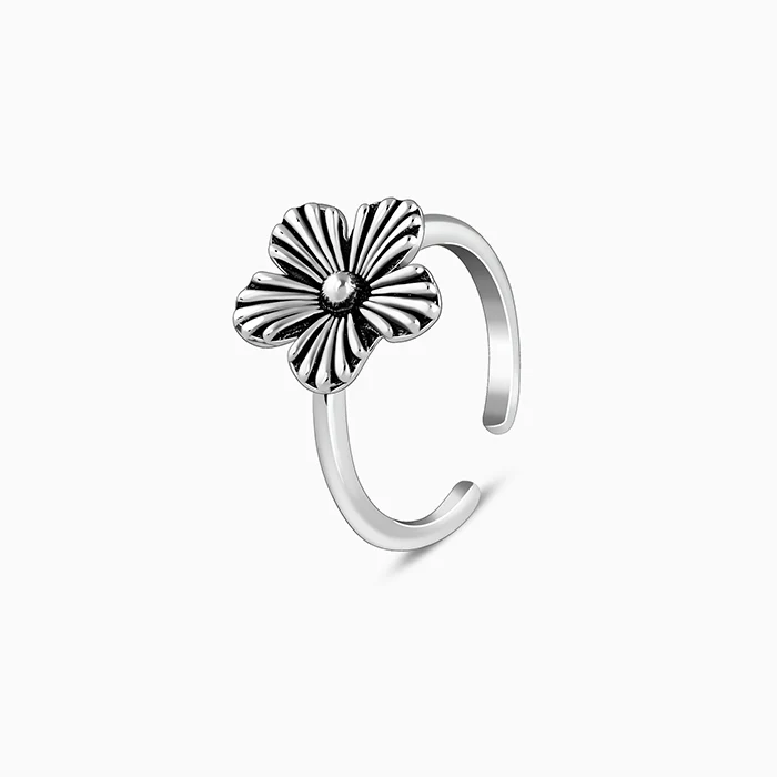 Oxidised Silver Yatika Toe Rings - Image 4