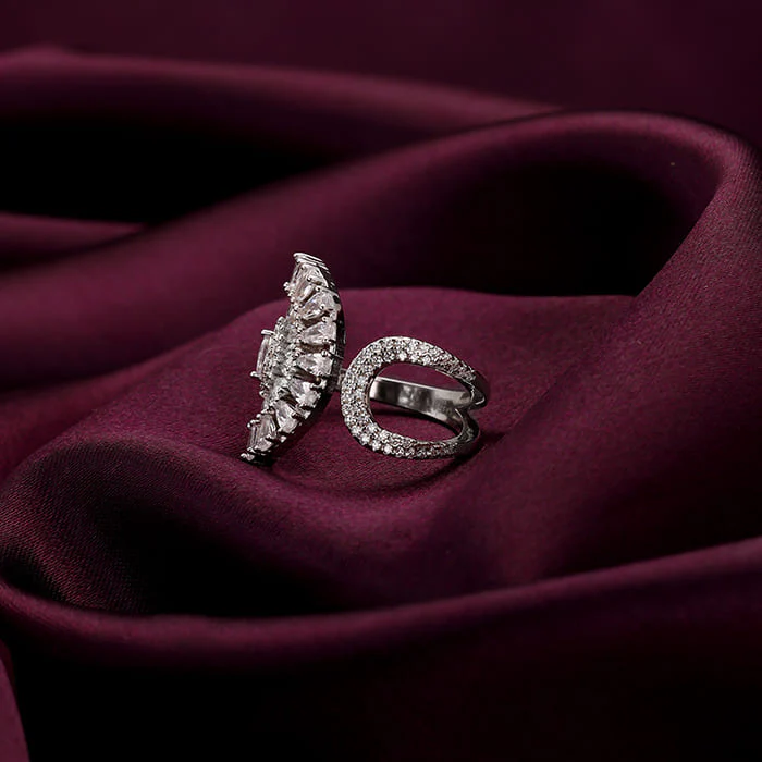 Silver Peacock Heritage Ring - Image 2