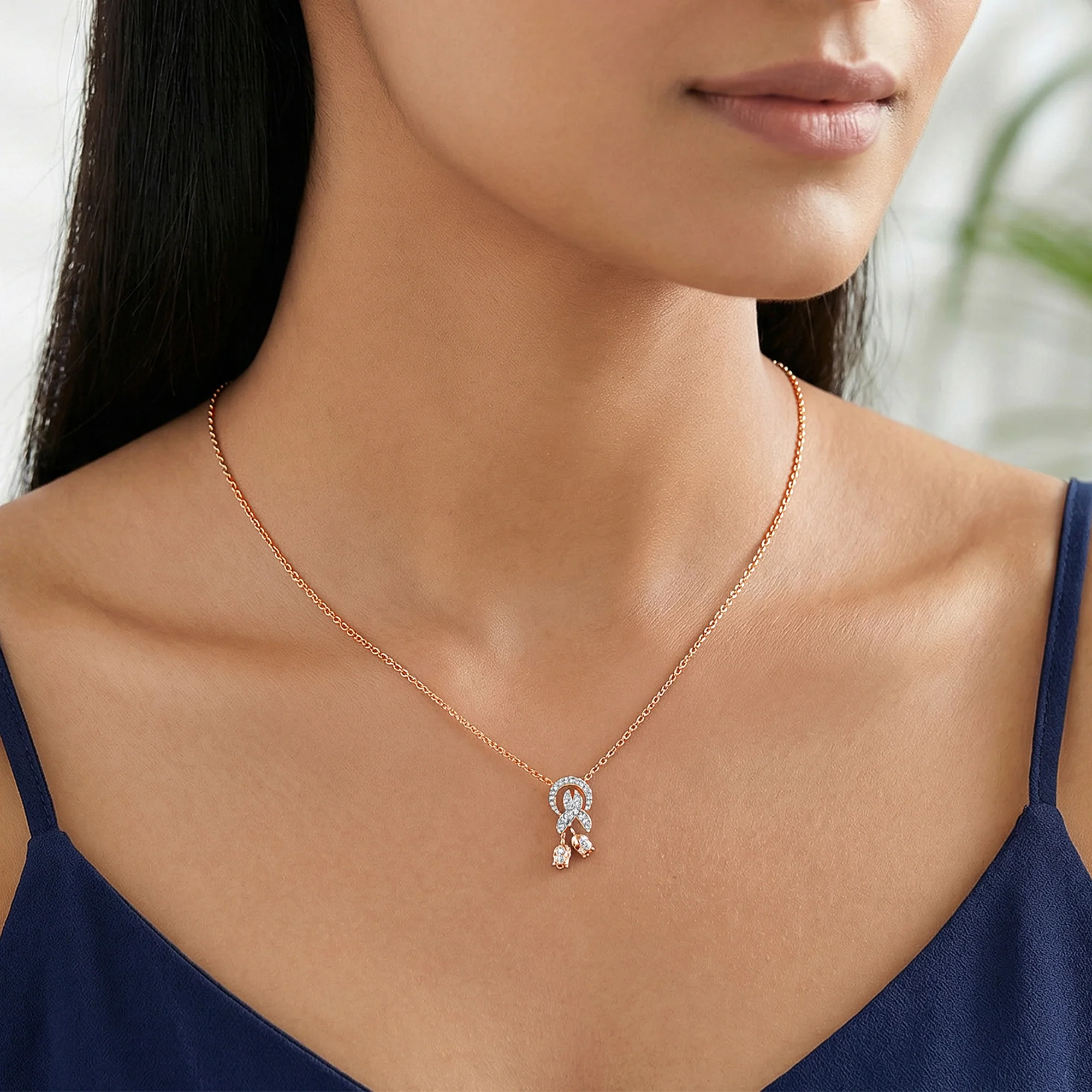 Rose Gold Floral Bond Lab Grown Diamond Pendant - Image 3