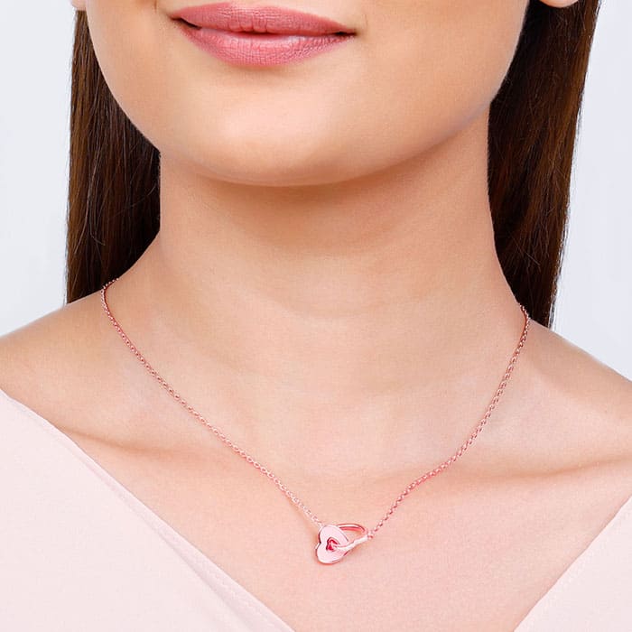 Rose Gold Interlocked Hearts Necklace - Image 3