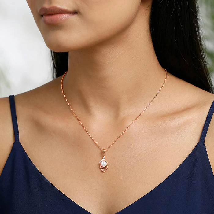 Rose Gold Pearl-fect Leaf Pendant With Link Chain - Image 3