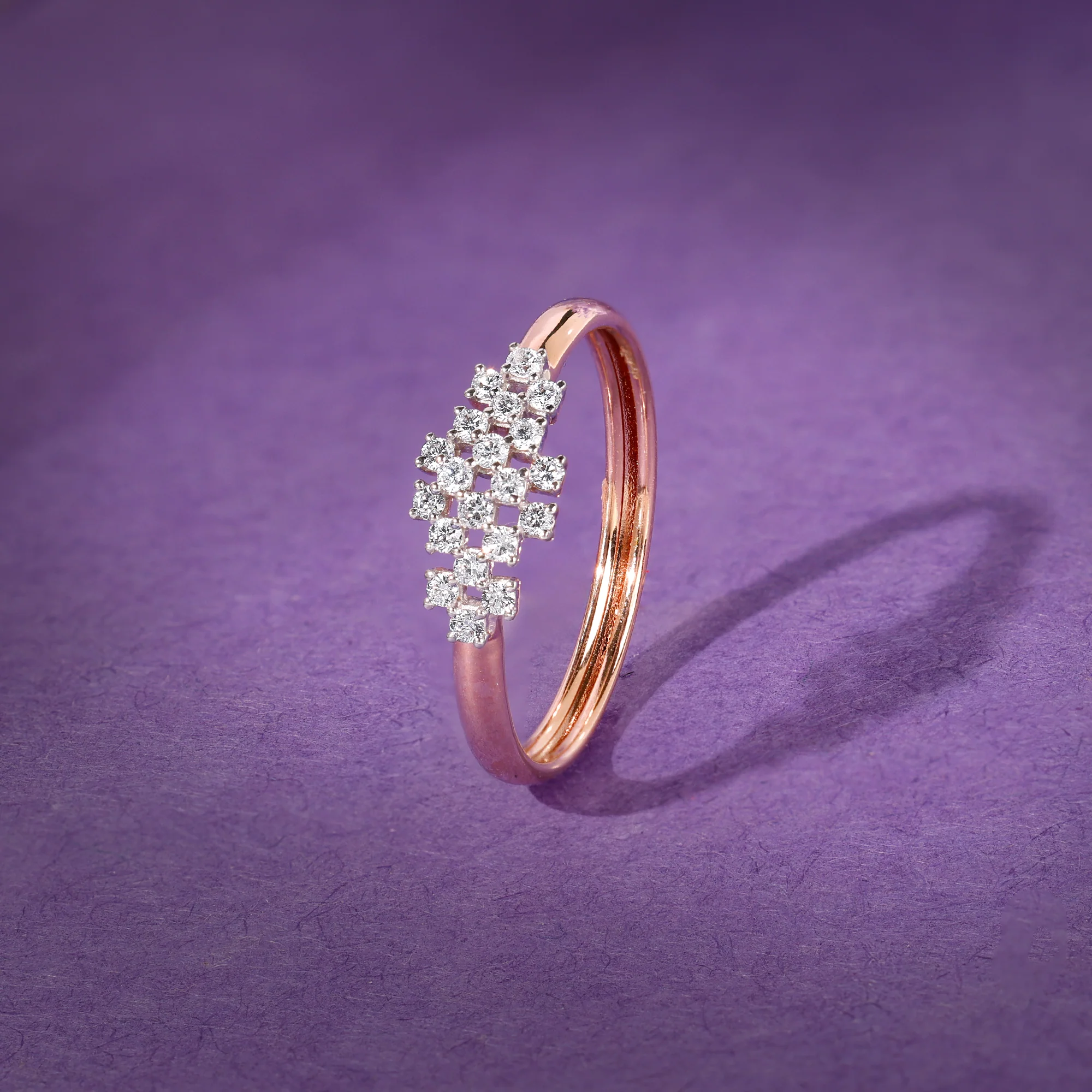 Rose Gold Stunning Lab Grown Diamond Ring - Image 2