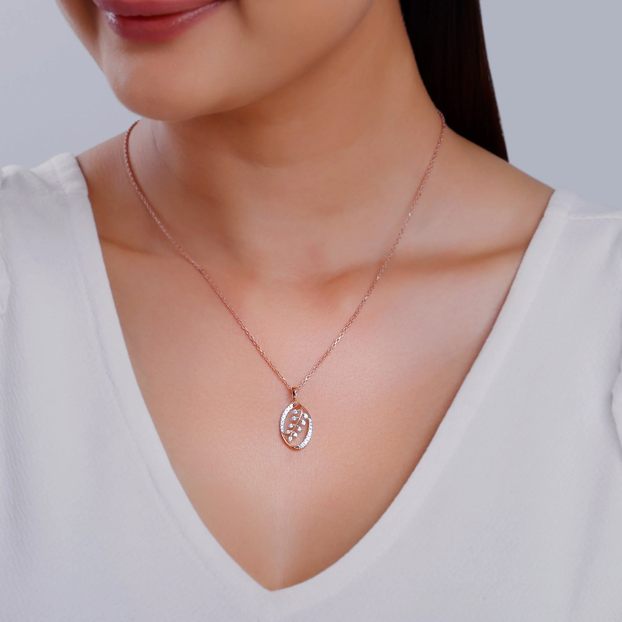 Rose Gold Sweet Alyssum Lab Grown Diamond Pendant - Image 3