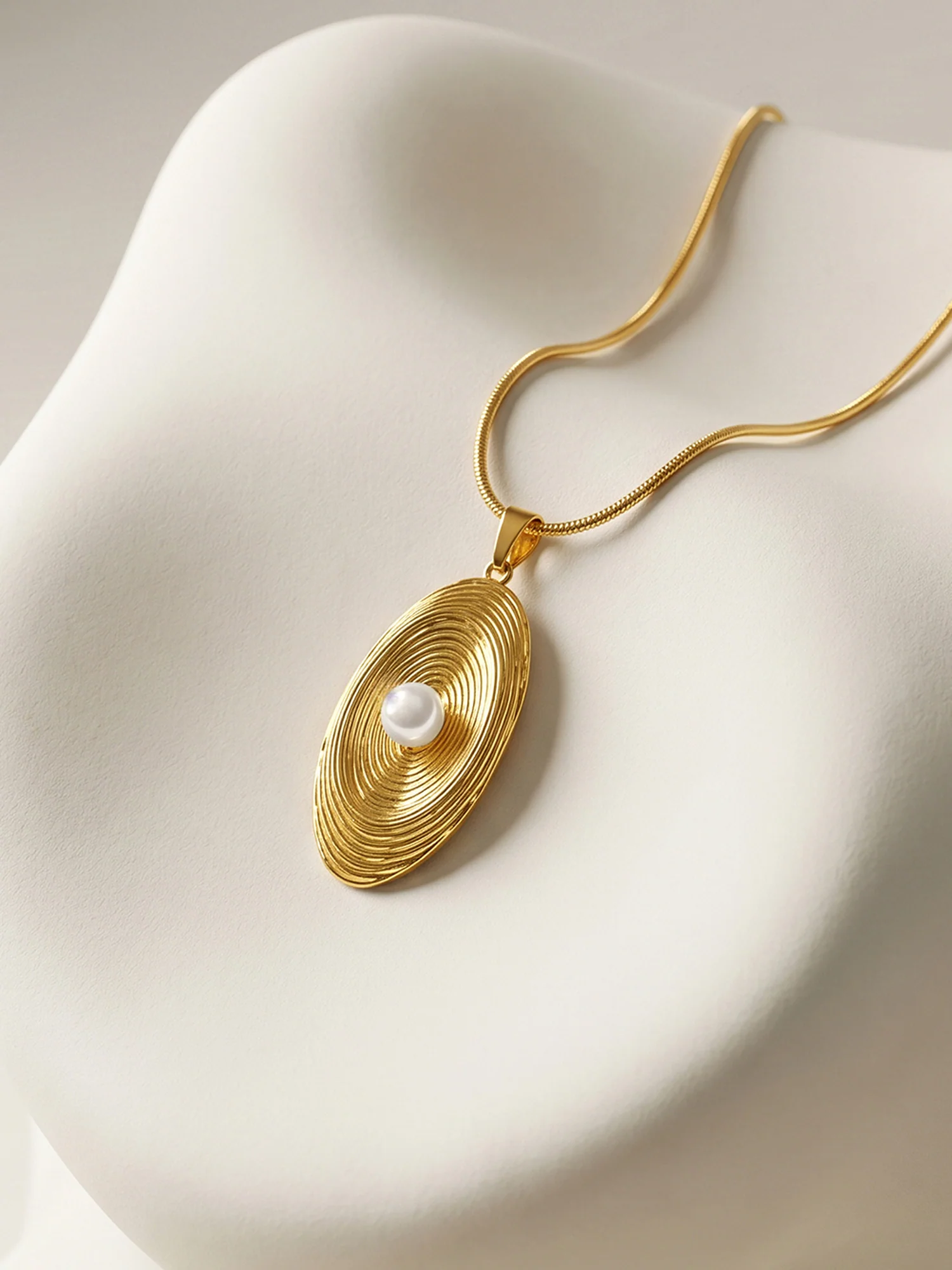 Secret Frame Gold Plated Pendant with Link Chain - Image 2