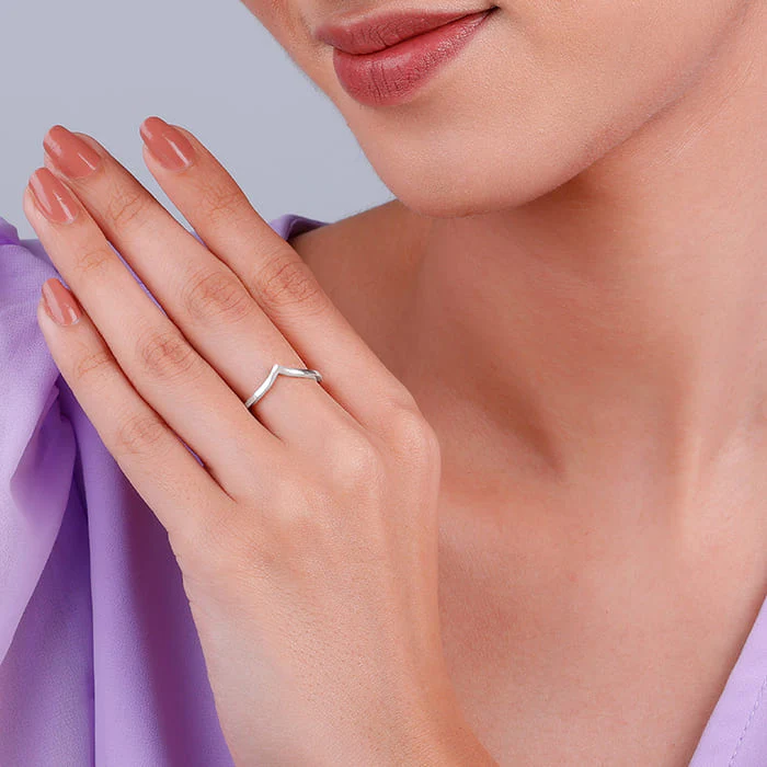 Silver Sleek Vanki Ring - Image 3