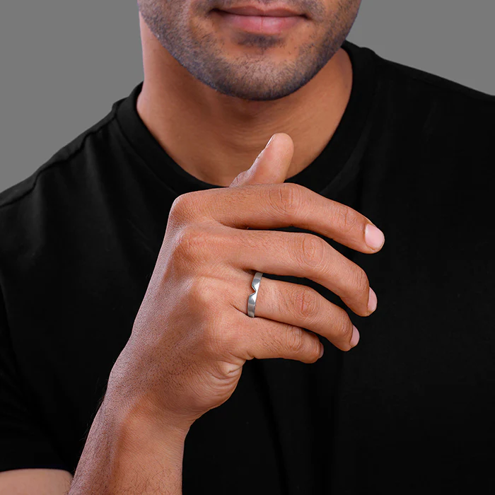 Silver Classic V Ring For Him - Image 4