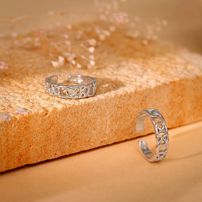 Silver Dancing Waves Toe Rings - Image 2