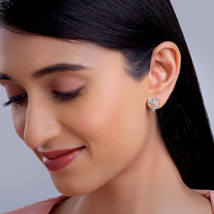 Silver Dewy Heart Studs - Image 3