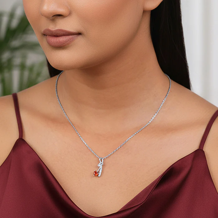 Silver Bleeding Love Pendant With Link Chain - Image 3