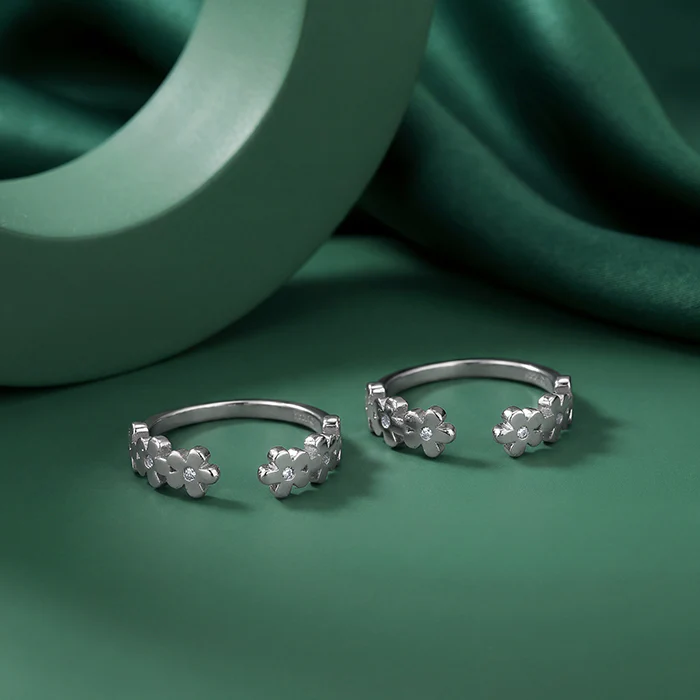 Silver Komala Toe Rings - Image 2