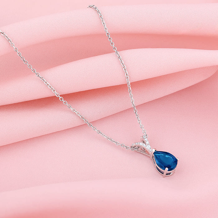 Silver Midnight Blue Pendant With Link Chain - Image 2