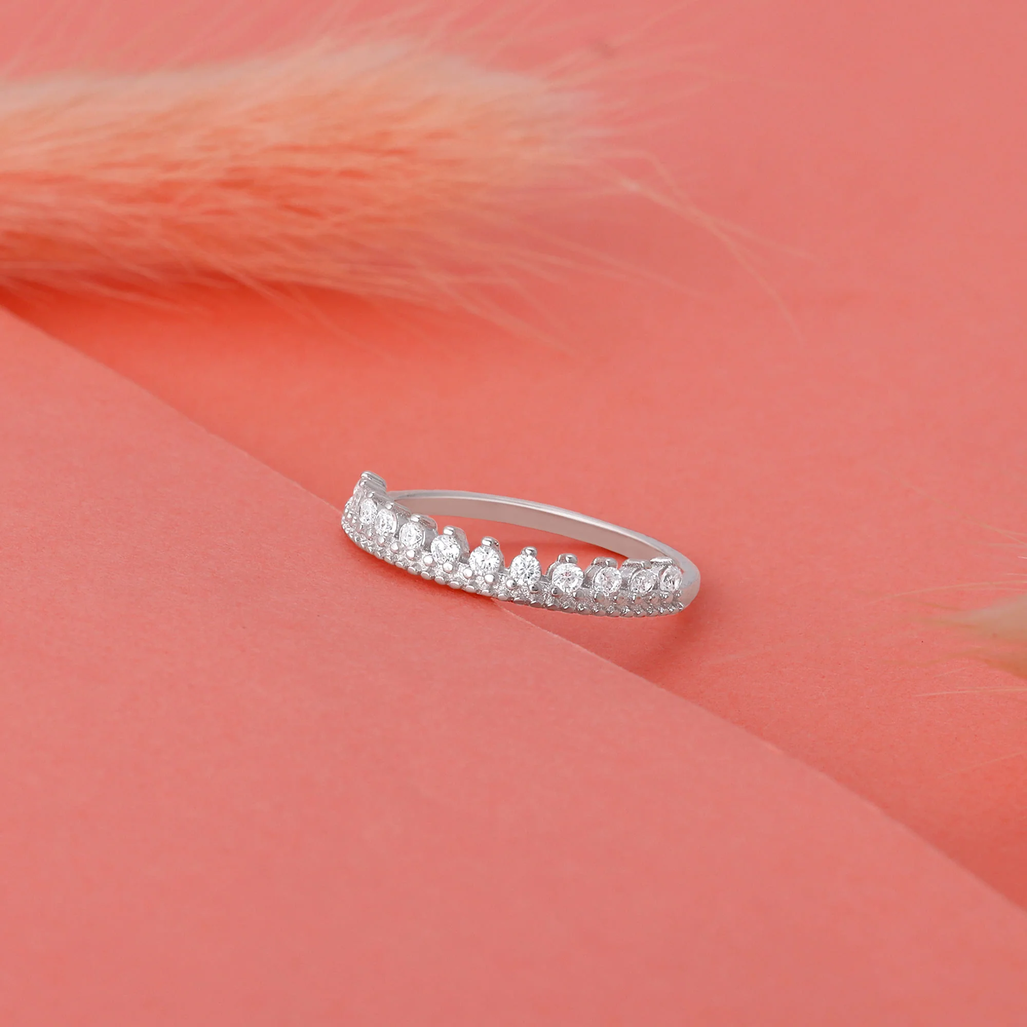 Silver Queen's Creed Ring - Image 2