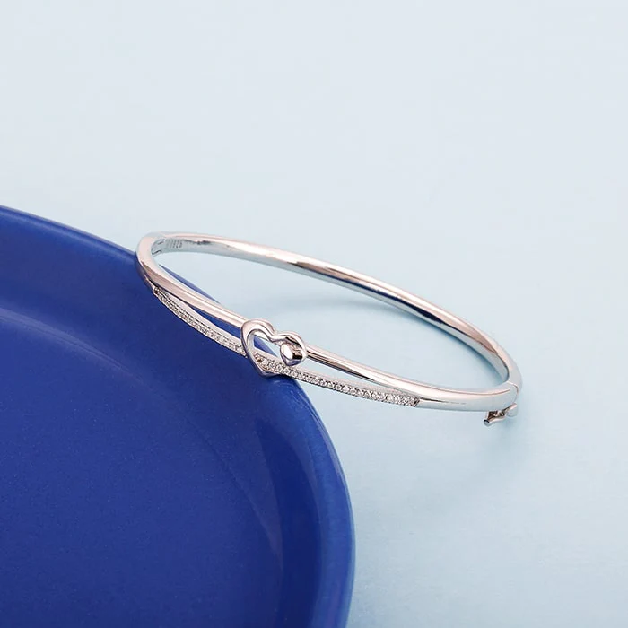 Silver Minimal Heart Bracelet - Image 2