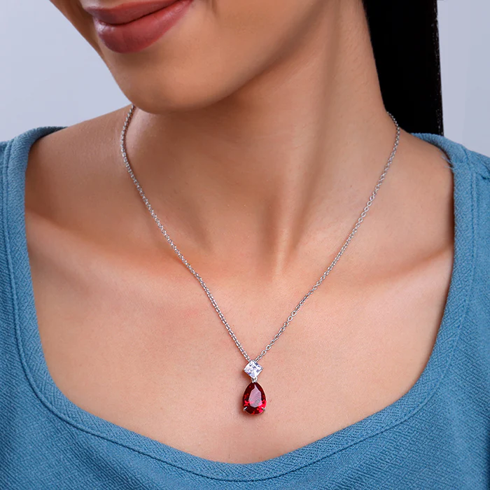 Silver Scarlet Drop Pendant With Link Chain - Image 3